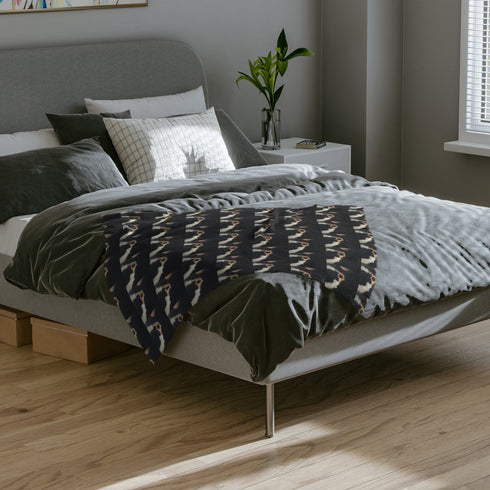 Pipi Love | Velveteen Minky Blanket